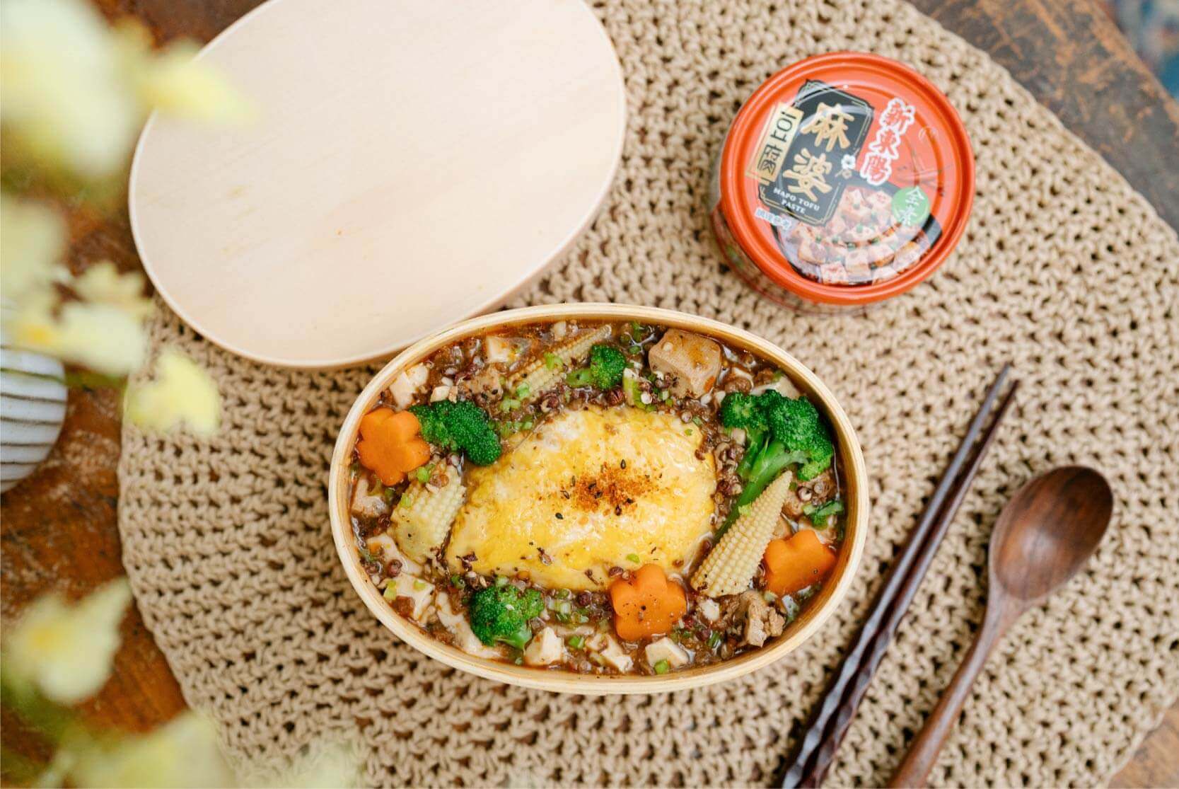 素麻婆豆腐蛋包飯