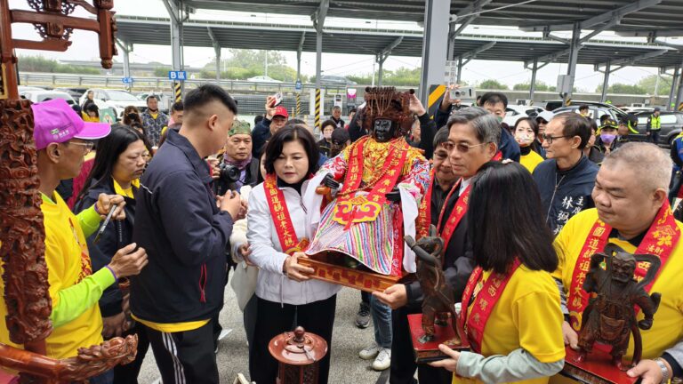 西螺廣福宮媽祖前往國道駐駕一週 /西螺休息站 西螺服務區