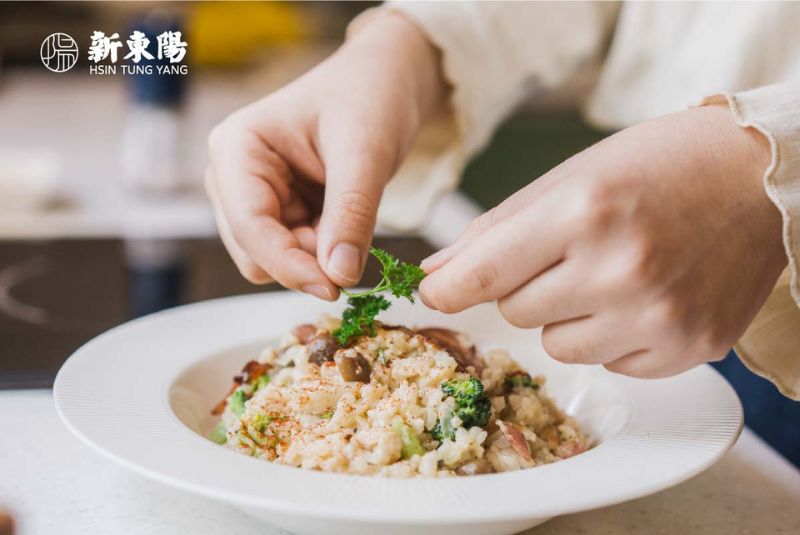 新東陽母親節暖心推薦：簡單快速的奶油培根燉飯料理