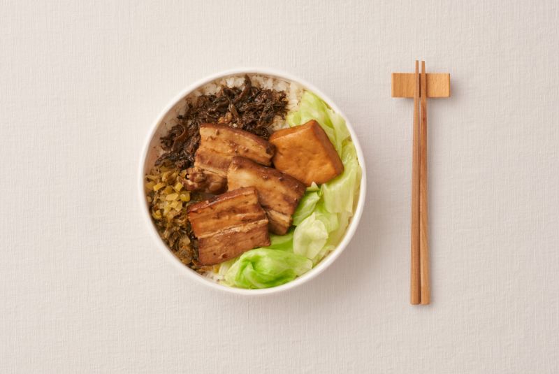 新東陽關西便當-梅干扣肉便當