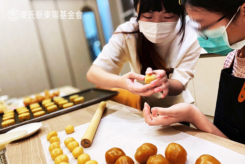 用愛與陪伴的月餅任務傳遞感謝｜麥氏新東陽基金會