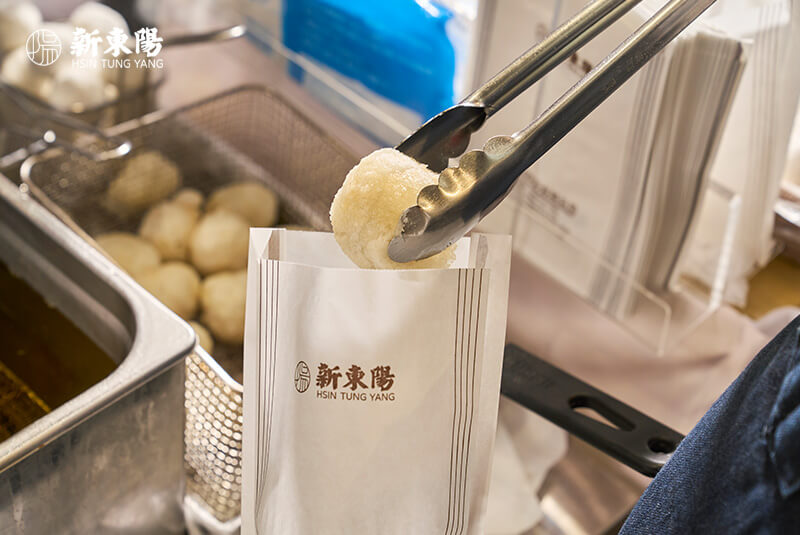 新東陽門市限定現點現炸元宵